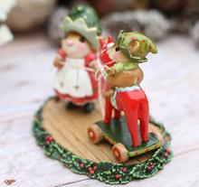 M-682 Dala Horse Elves ~ Wee Forest Folk