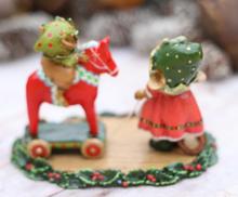 M-682 Dala Horse Elves ~ Wee Forest Folk